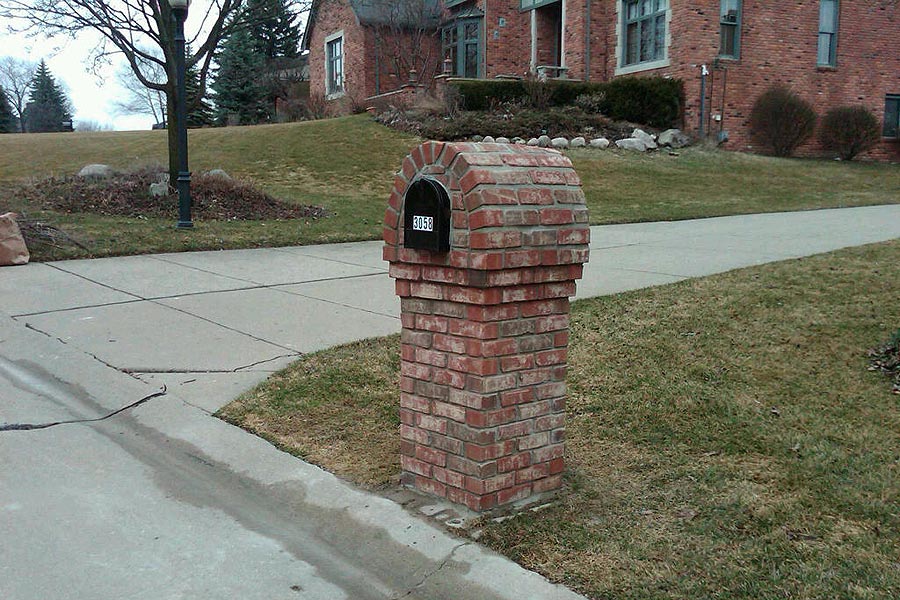 Fireplace, BBQ's, Mailbox Brick Work Services in Macomb MI - redbrickmailboxarched